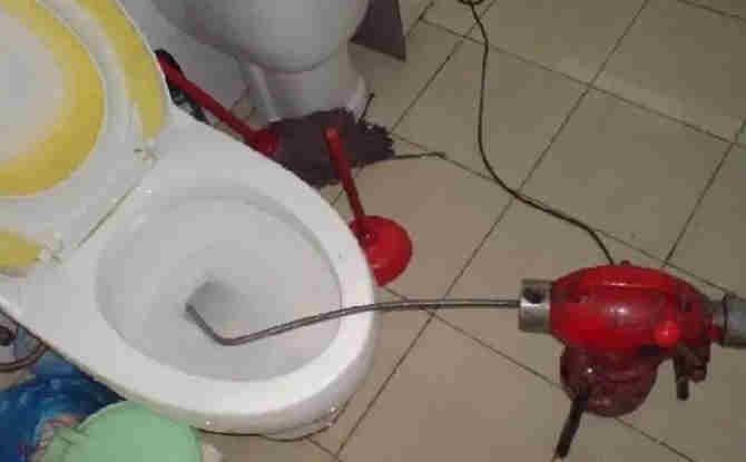 中原马桶通下水